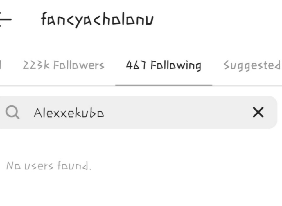 A screenshot that proofs that Fancy Acholonu has unfollowed Alexx Ekubo on IG